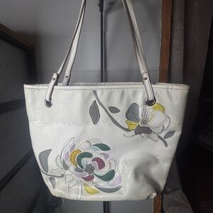 Relic White Floral Appliqué Tote with Multicolor Accents